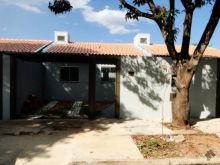 Linda casa com excelente acabamento