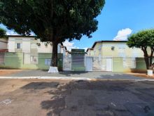 Ótima localização - cômodos amplos