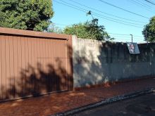 Ótimo terreno com edícula - plano e bem localizado