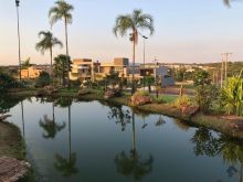 Lote Damha IV em localização privilegiada