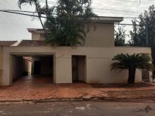 Sobrado com piscina - ótimo investimento