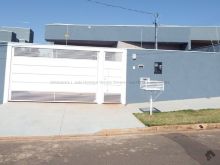 Linda casa no Jardim Montevidéu