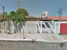 Casa com excelente localização