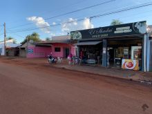 Dois galpões comerciais