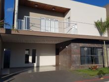 Grand Village - 3 suítes e quintal privativo