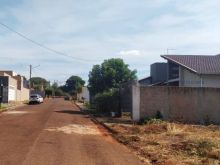 Em esquina privativa - terreno com 700m²