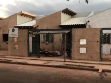 Fino acabamento e muito espaçosa