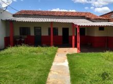 Excelente casa de laje e 2 quartos e quintal