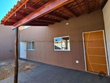 Linda casa em condomínio bem localizado