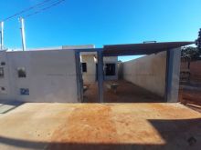 181m² de terreno - quarto suíte e varanda