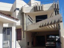 Sala comercial ampla