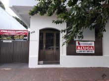 Ótima casa comercial no centro