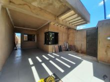 Linda casa no Caiçara com 3 quartos - suíte com closet